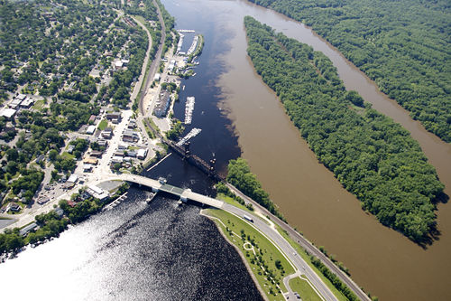 image showing confluence of the St. Croix and Mississippi Rivers