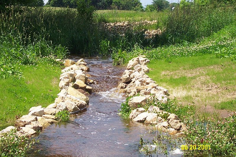 File:Brown's Creek reinforced vegetative conveyance.jpg